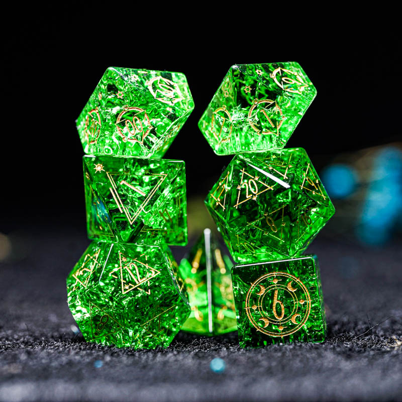 Ensemble de dés en verre vert  - Board Game Logo avis et prix