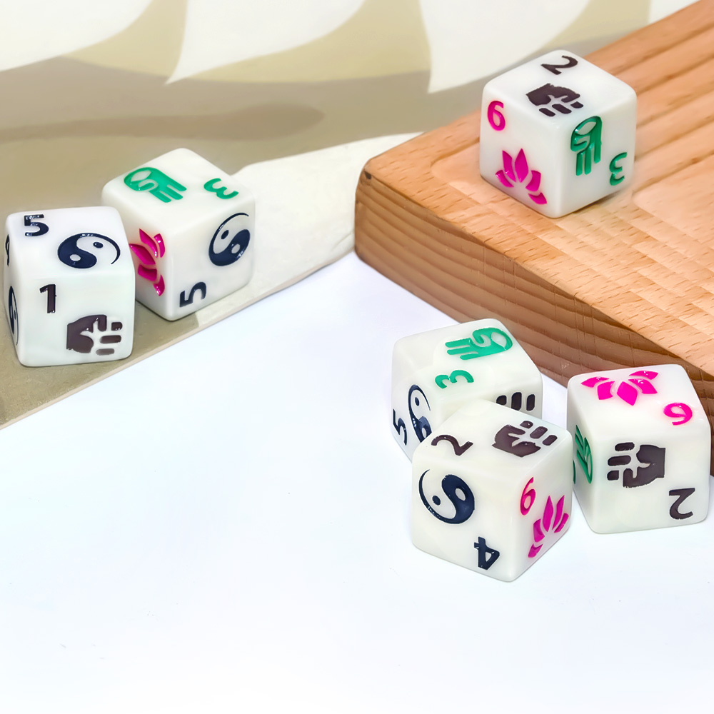 Ensemble de dés polyédriques à - Board Game Zen avis et prix